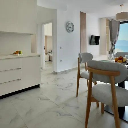 Corta Sarandë